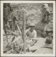 Red vanguard spinning wool in Kansu, China