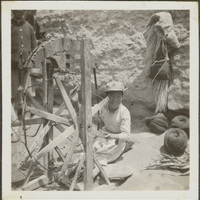 Red vanguard spinning wool in Kansu, China